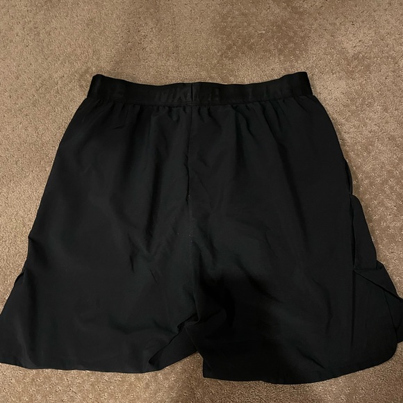 Black Nike Athletic shorts size L - Picture 2 of 2